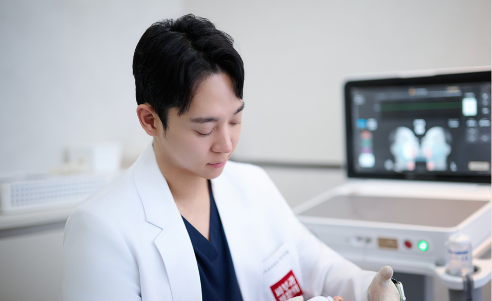 Dr. Seok-hyun Han